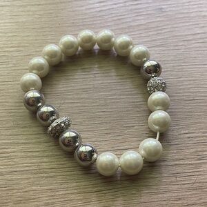 Stella & Dot Elegant Silver and Cream Bracelet